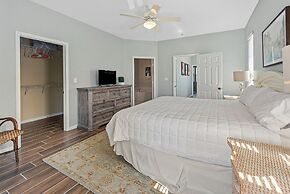 Martinique - Lite House II by ALBVR