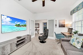 Golf Hideaway With Lake View! Modern Decor and Game Room With Multiple