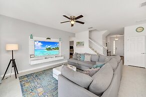 Golf Hideaway With Lake View! Modern Decor and Game Room With Multiple