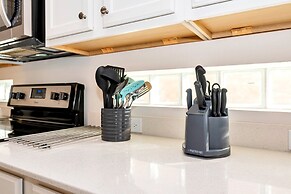 Golf Hideaway With Lake View! Modern Decor and Game Room With Multiple