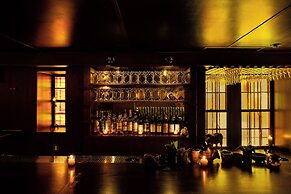 Ulysses, an Ash Hotel