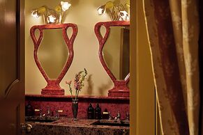 Ulysses, an Ash Hotel