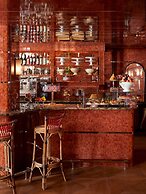 Ulysses, an Ash Hotel