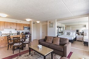 Tower 2 Suite 3709 - QQP by Koko Resort Vacation Rentals