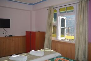 Rufina Lachung De'Crown