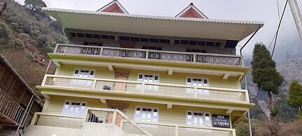 Rufina Lachung De'Crown