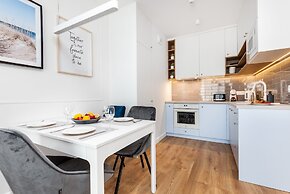 Spektrum Tower Apartments by Happy Stay