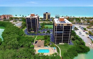 Sea Isles Bonita Beach 2 Bedroom Condo by Redawning