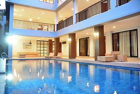 Atsuka Hill View 8BR Vila with Private Heated Pool