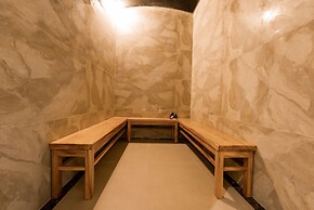 Canary Gold Hotel Quy Nhơn