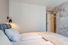 Split Palace Luxury Retreat