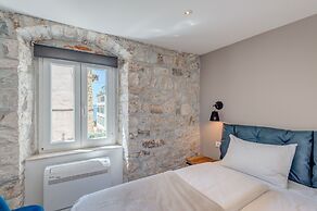 Split Palace Luxury Retreat