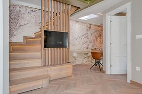 Split Palace Luxury Retreat