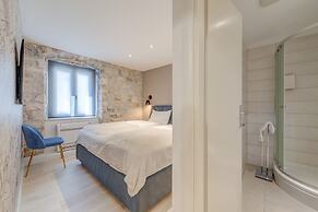 Split Palace Luxury Retreat