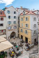 Split Palace Luxury Retreat