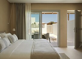 Parocks Luxury Hotel & Spa