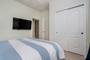 Ultimate 8 Bedroom Windsor At Westside Villa by Redawning