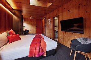 Iron Creek Bay Estate