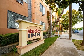 Studios Inn