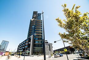 Pars Apartments Collins Wharf Docklands