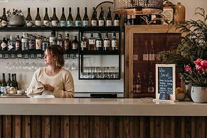 The Oak & Anchor Hotel