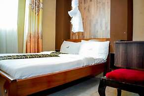 Simba Village Relax Inn
