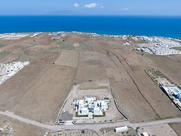 Oia Kissiri - private pool Villas