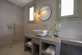 Oia Kissiri - private pool Villas