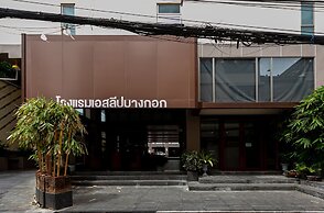 A Sleep Bangkok Sathorn