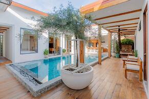 Lespalm Taraburi Pool Villa