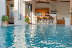 Lespalm Taraburi Pool Villa