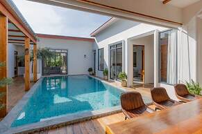 Lespalm Taraburi Pool Villa
