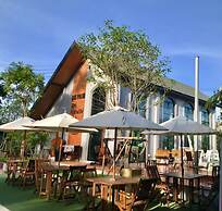 Lespalm Taraburi Pool Villa