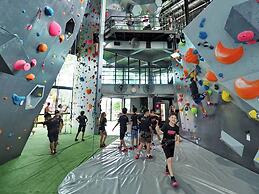 Lespalm Taraburi Pool Villa