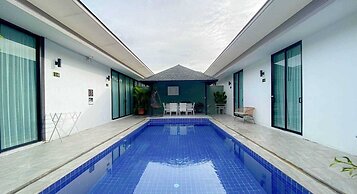 Lespalm Taraburi Pool Villa