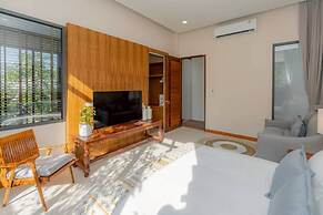 Lespalm Taraburi Pool Villa
