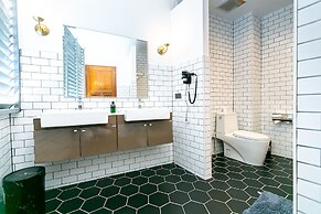 Taladnoi Paint House