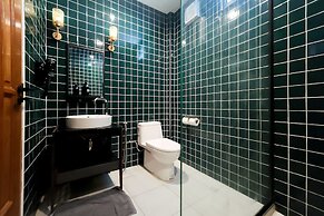 Taladnoi Paint House