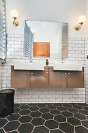 Taladnoi Paint House