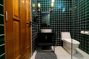 Taladnoi Paint House