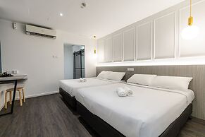 Philip Hotel