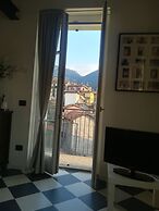 Romantic Penthouse on Lake Como