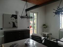 Romantic Penthouse on Lake Como