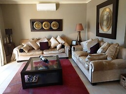 Stunning 3 bed Villa With Pool- Golf & Beach