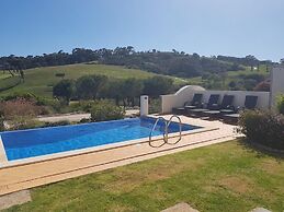 Stunning 3 bed Villa With Pool- Golf & Beach