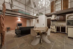 Shabby Loft In Colosseum