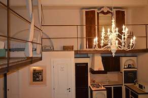 Shabby Loft In Colosseum