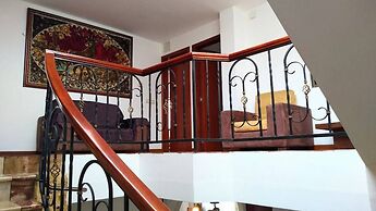 Danadri Houses, Like At Home