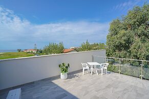 Appartamento Comodo Comfort in Splendido Residence