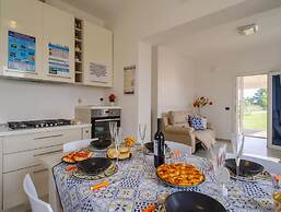 San Foca Luxury Private Villa With Hydromassage and Bike Climate